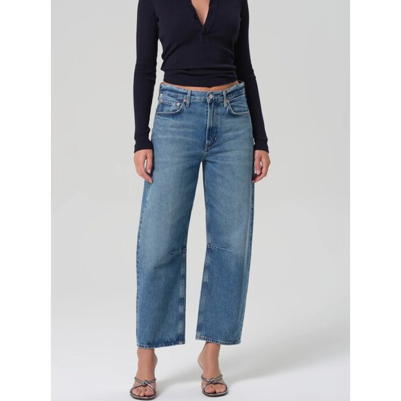 Citizens of Humanity Denim - Citizens of Humanity Miro Relaxed Barrel Leg Jeans in Pacfica Medium Wash 32